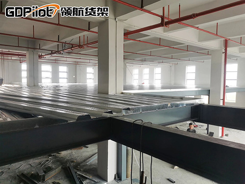 如何搭建工字鋼閣樓？