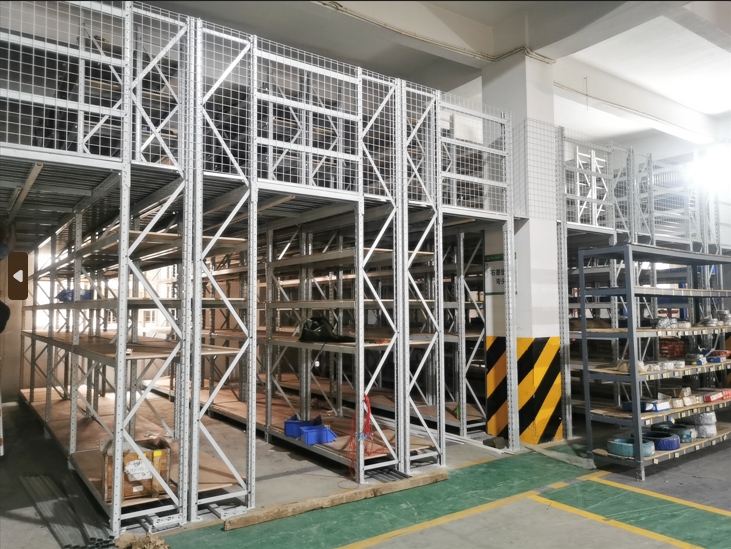 驚呆了！6米層高倉庫爆改9層貨架式閣樓，儲物效率直接拉滿300%！